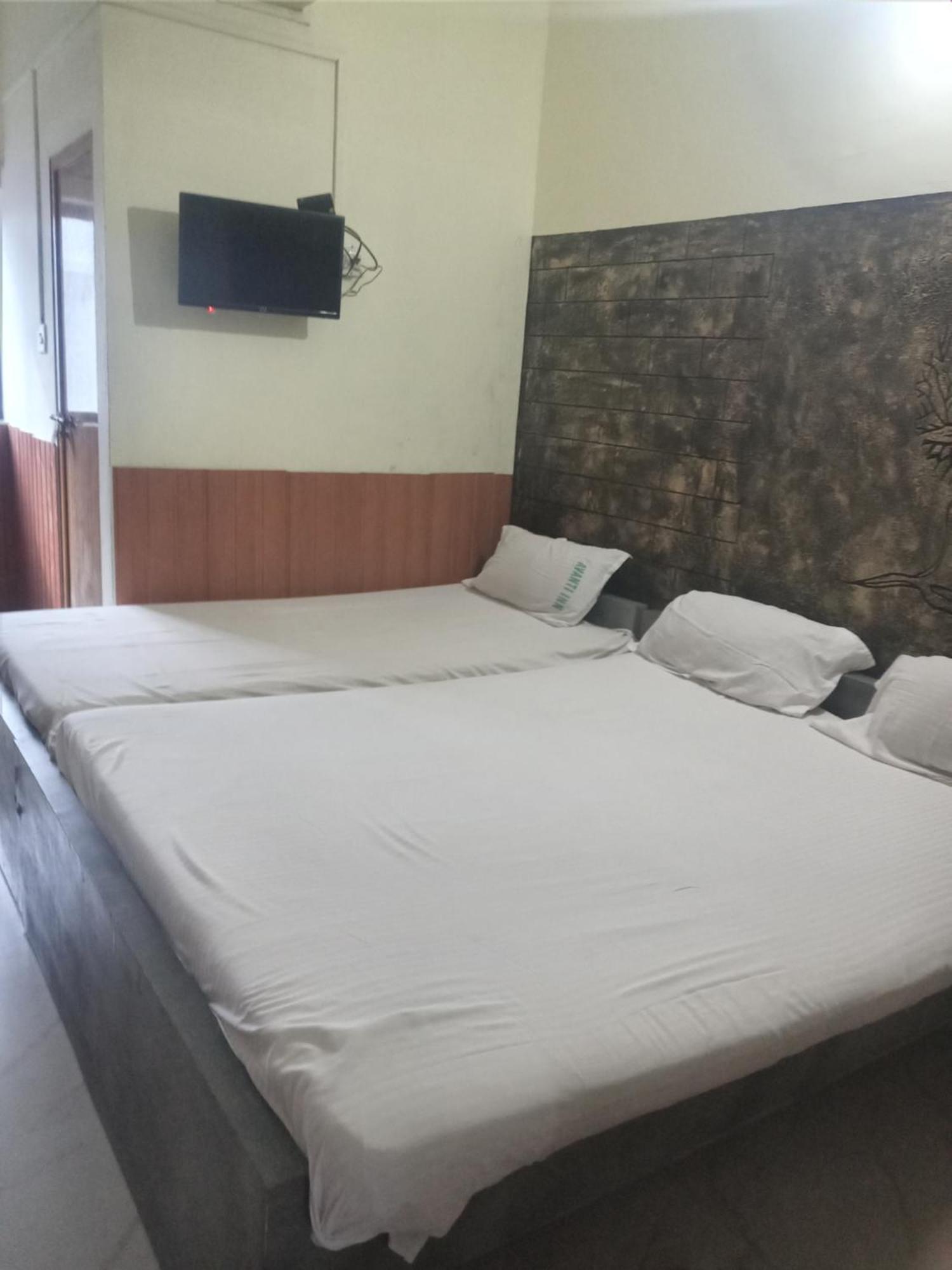 Avanti Inn กูรูวาเยอร์ ภายนอก รูปภาพ