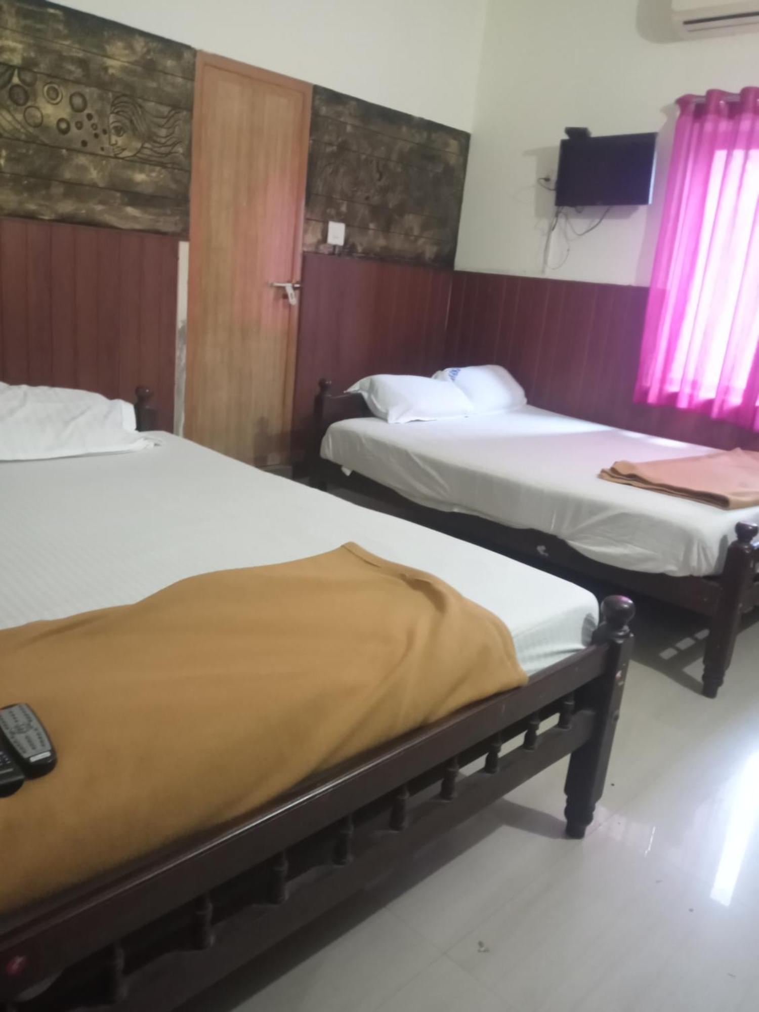 Avanti Inn กูรูวาเยอร์ ภายนอก รูปภาพ