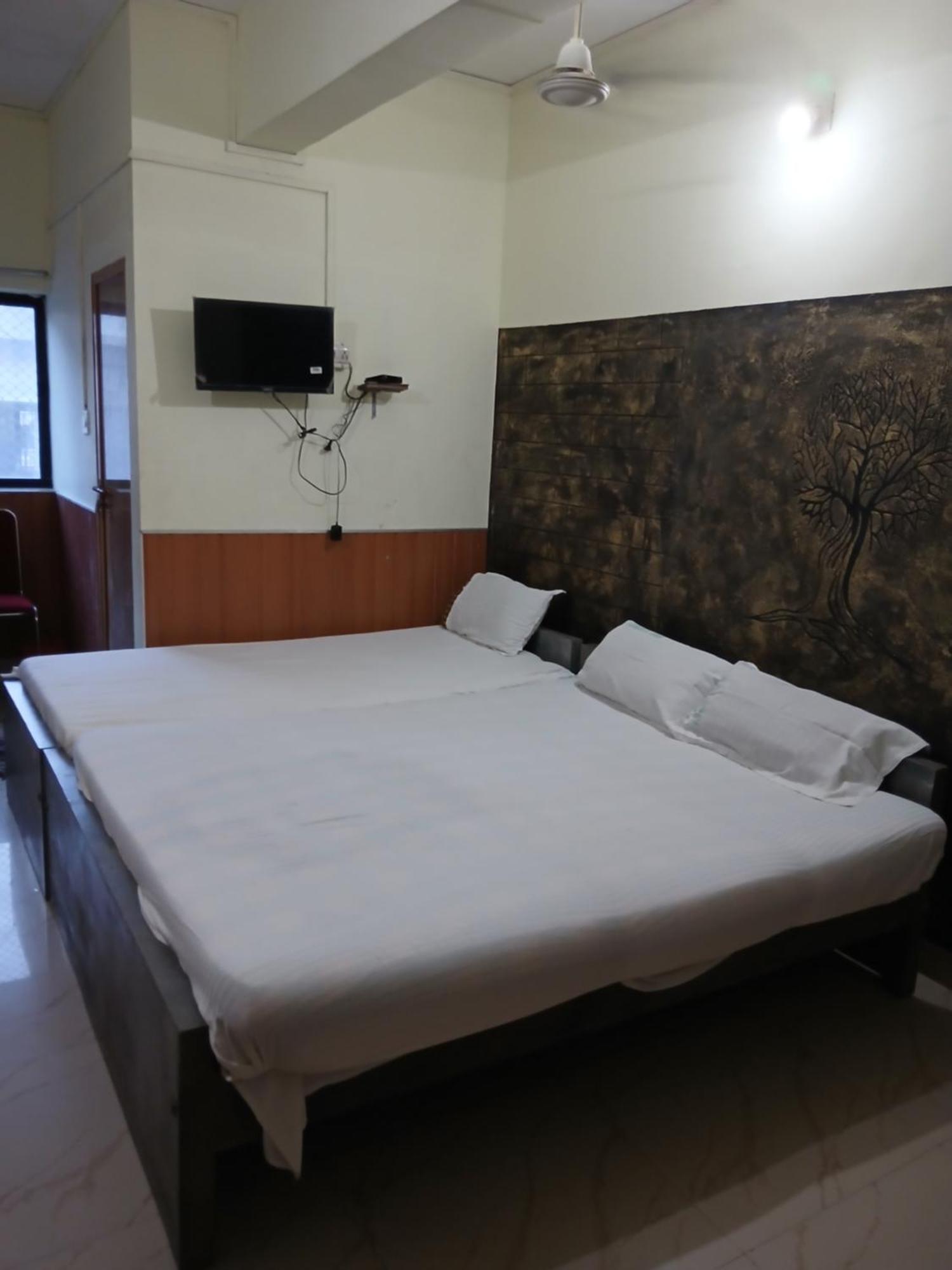 Avanti Inn กูรูวาเยอร์ ภายนอก รูปภาพ