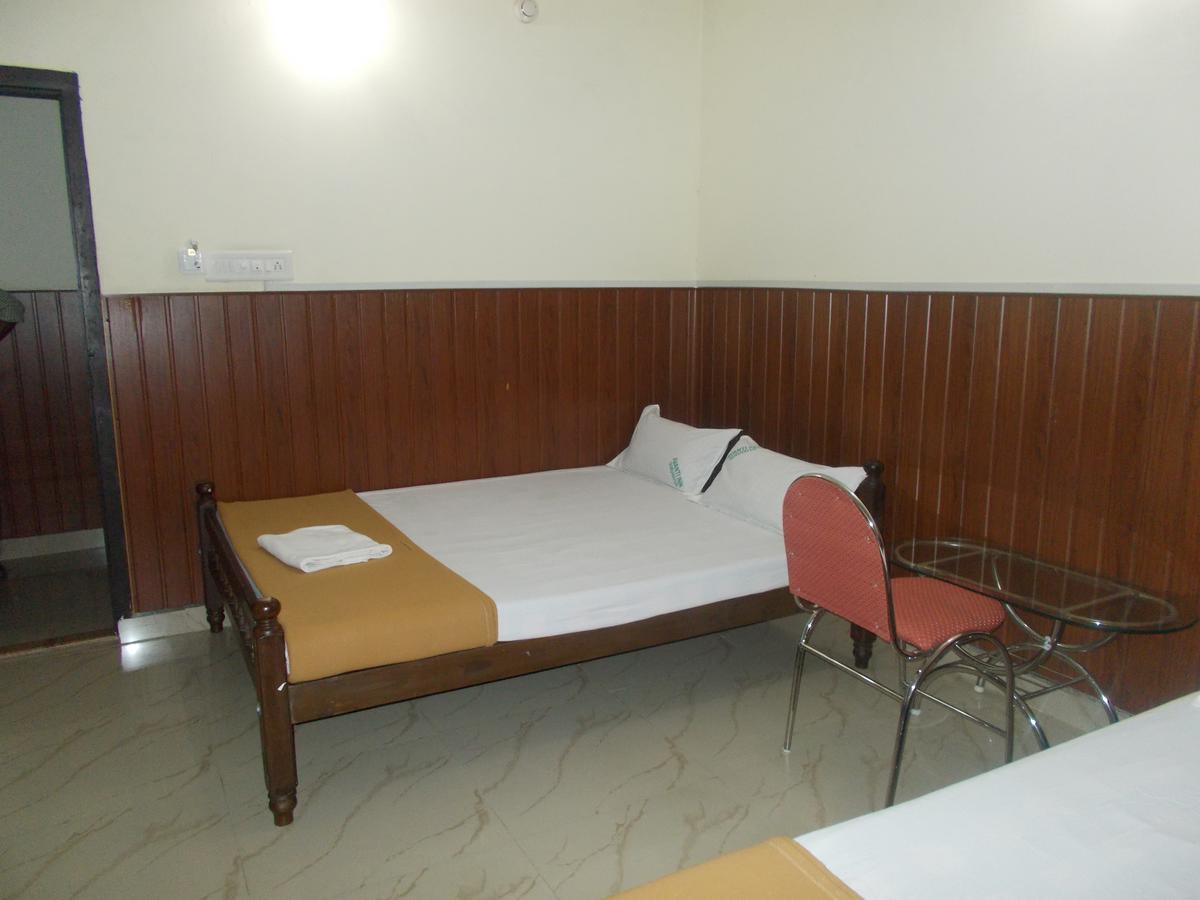 Avanti Inn กูรูวาเยอร์ ภายนอก รูปภาพ