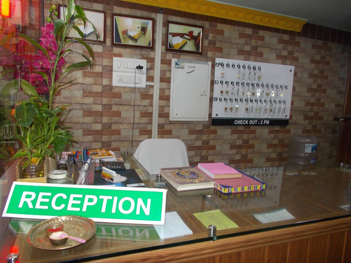 Avanti Inn กูรูวาเยอร์ ภายนอก รูปภาพ